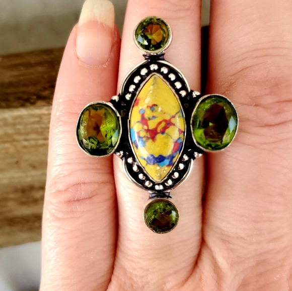 New Unique Mosaic Jasper and Peridot 925 Silver Ring. - Picture 6 of 8